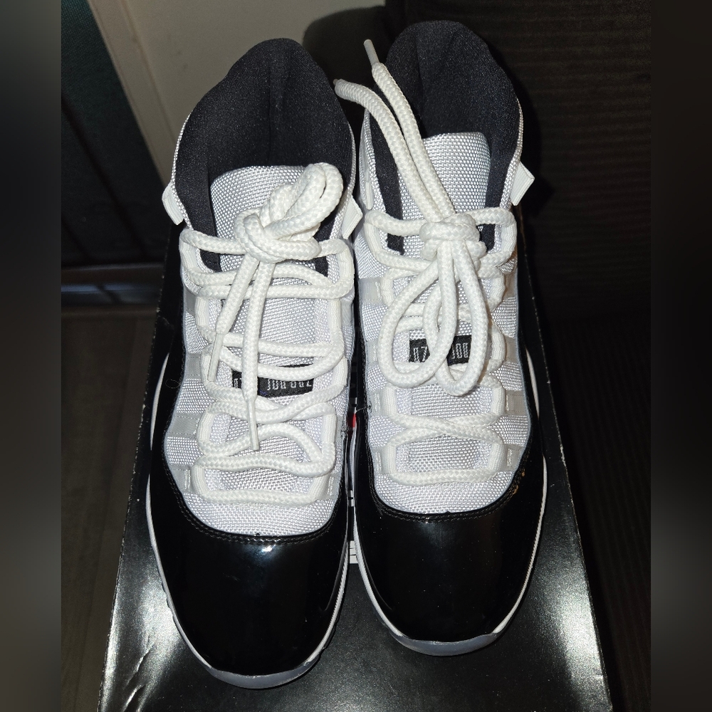 Retro Jordan 11